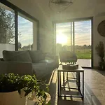 La Vie Est Belle * Ryes