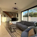 La Vie Est Belle Ferienhaus *
