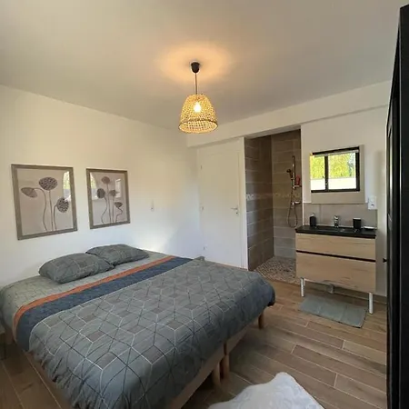 La Vie Est Belle Holiday home