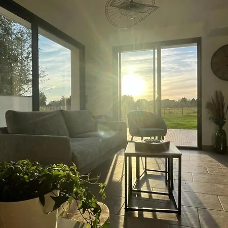 La Vie Est Belle * Ryes