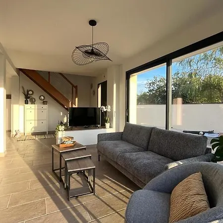La Vie Est Belle Holiday home *